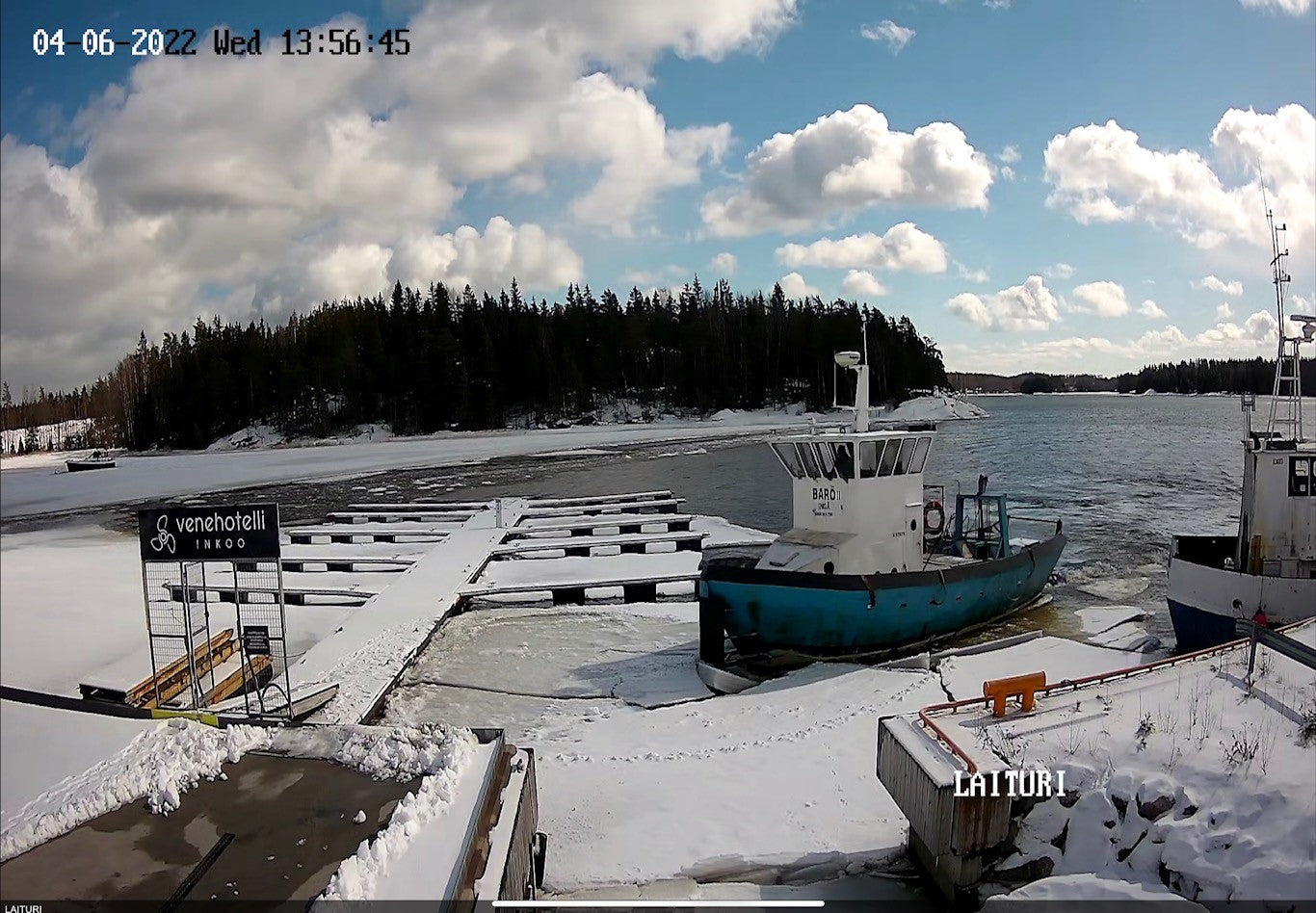 Vesillelaskut alkoivat 11.4.