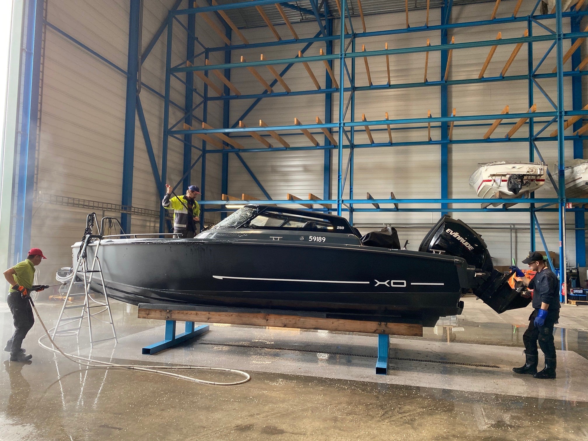 Mitä kaikkea säilytyshintaan sisältyy? (HUOM -tuplatsekkaa akut ja sammutin!)